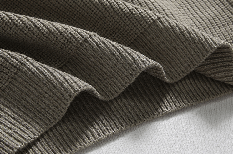 KNITTED HALF ZIP-UP COLLAR SWEATER
