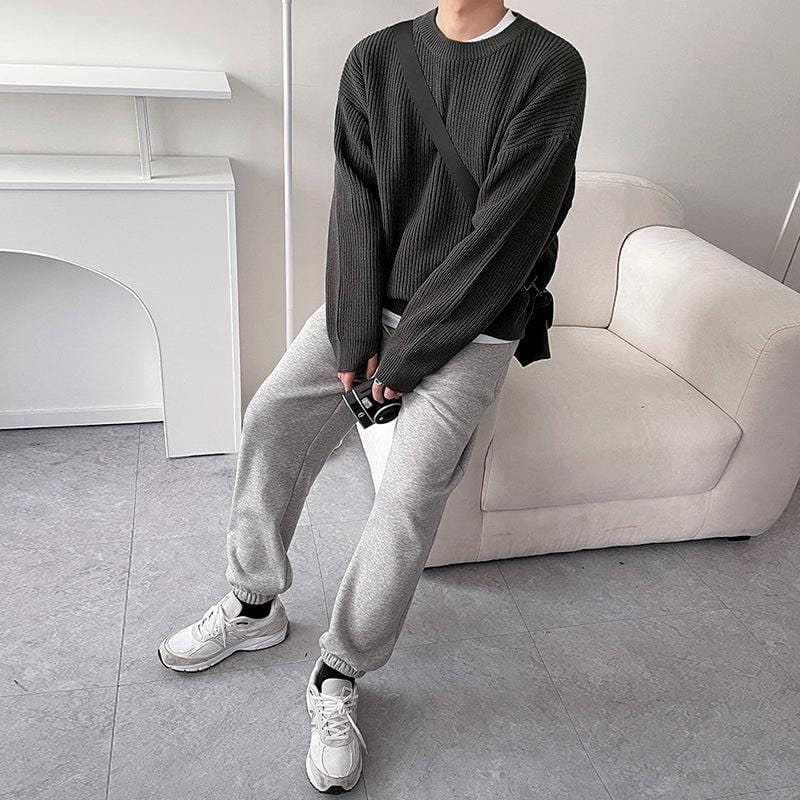 KNITTED PULLOVER ROUND NECK SWEATER