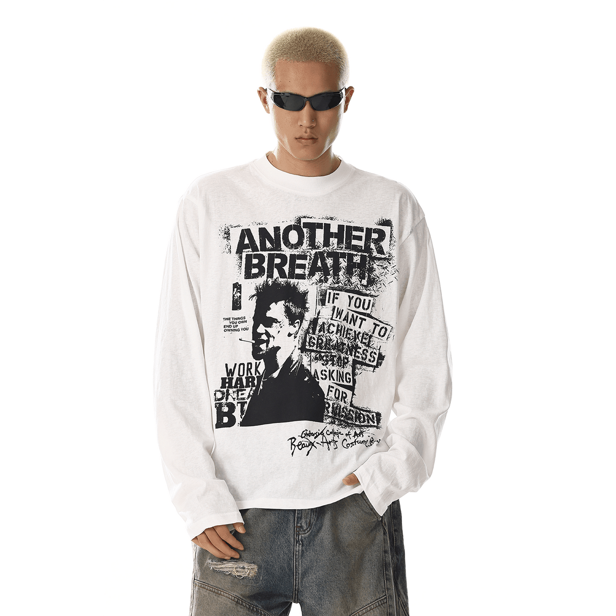 RT No. 32704 WHITE GRAPHIC PRINT LONGSLEEVE