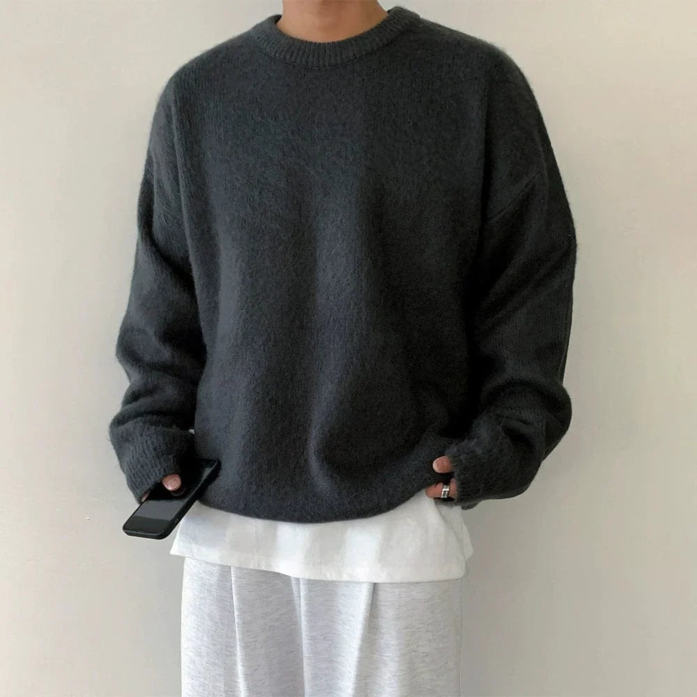 KNITTED PULLOVER SWEATER