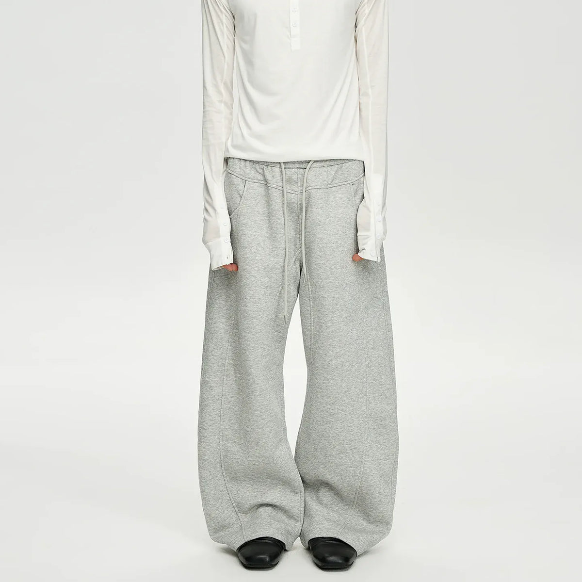 RT No. 40834 YORU SCIMITAR STRAIGHT SWEATPANTS