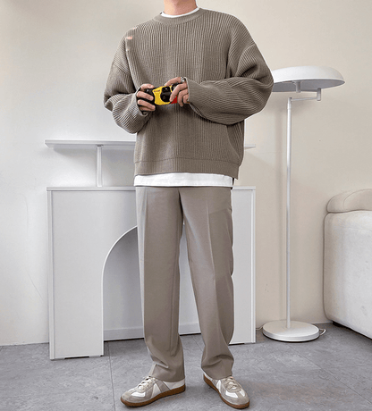 KNITTED PULLOVER ROUND NECK SWEATER