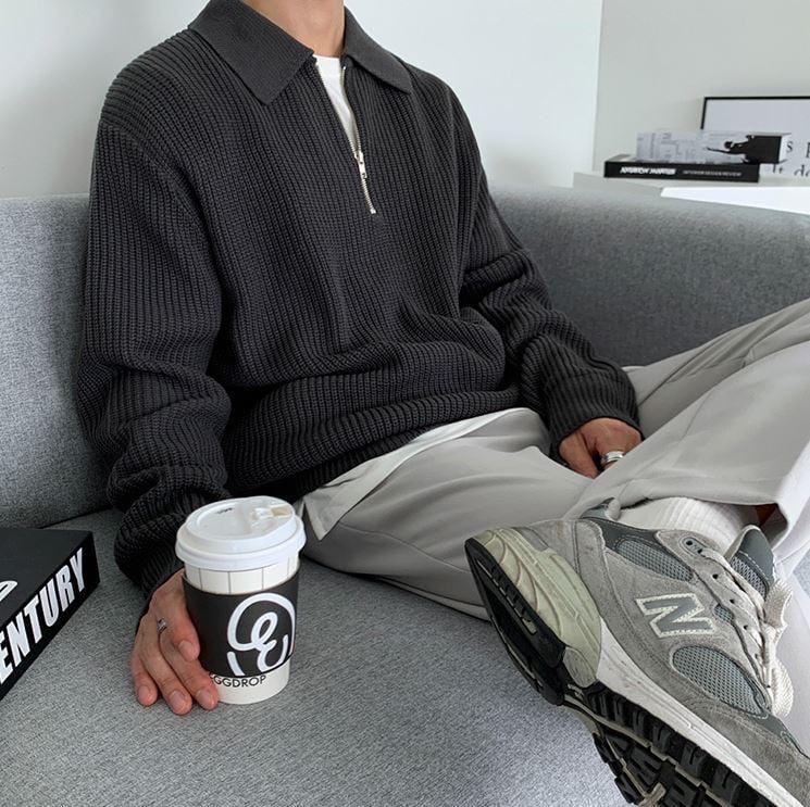 KNITTED HALF ZIP-UP COLLAR SWEATER
