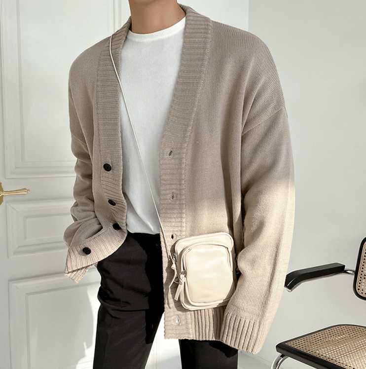 KNITTED CARDIGAN