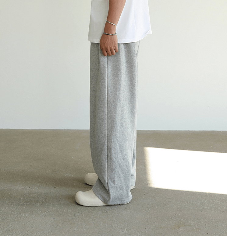 WIDE SWEATPANTS