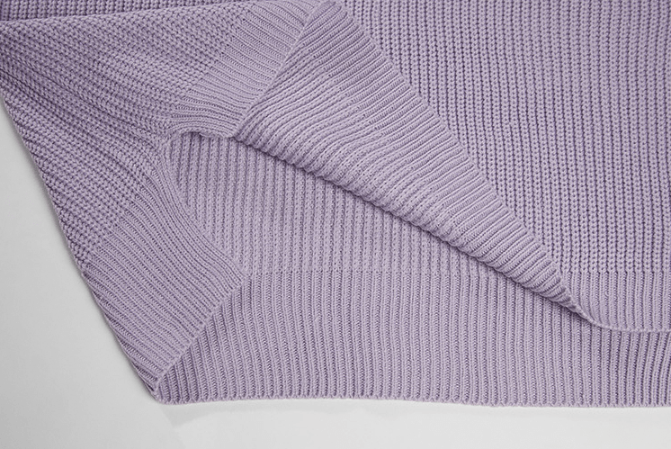 KNITTED SWEATER