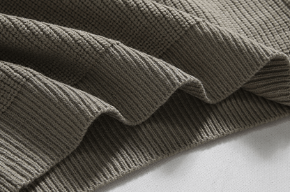 KNITTED HALF ZIP-UP COLLAR SWEATER