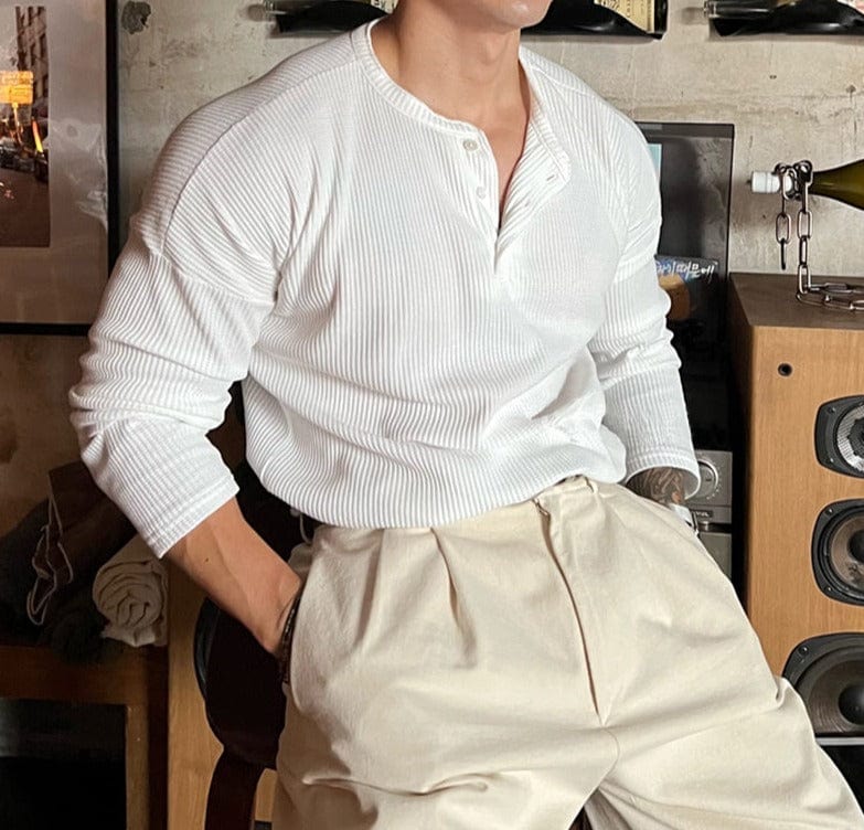 KNITTED HENLEY COLLAR LONGSLEEVE SHIRT