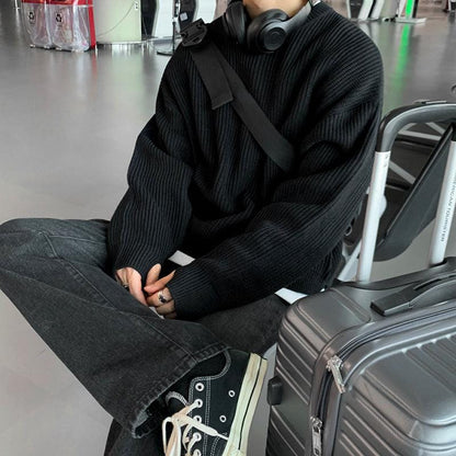 KNITTED ROUND NECK SWEATER